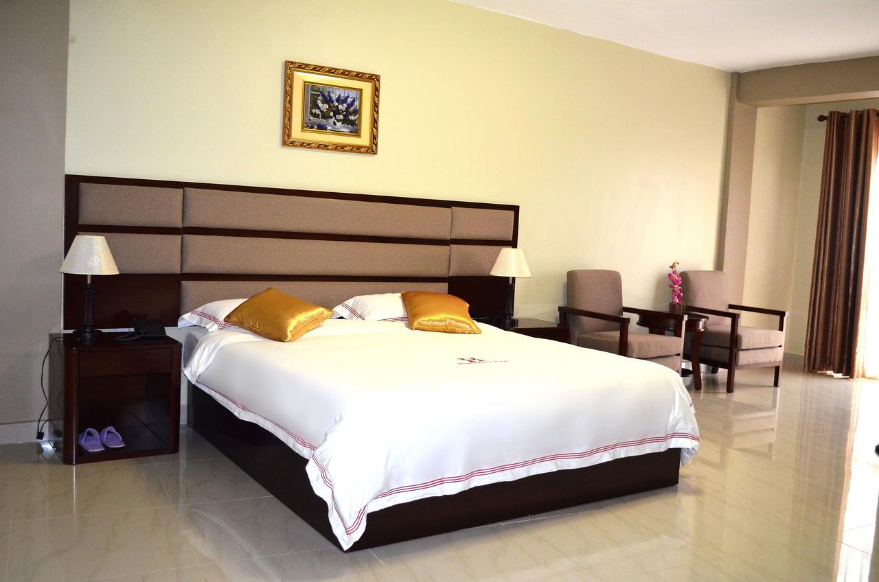 Hillside Plaza Hotel Kampala Exterior photo
